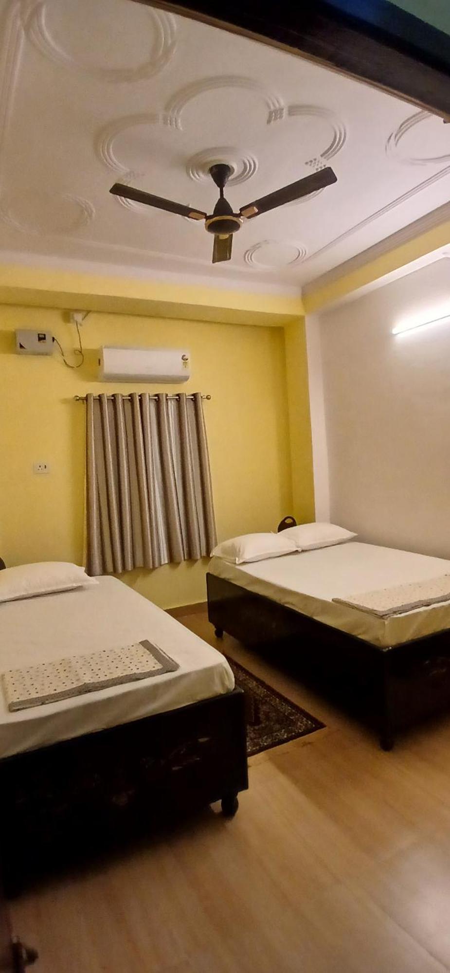 Incredible Banaras Inn Waranasi Zewnętrze zdjęcie