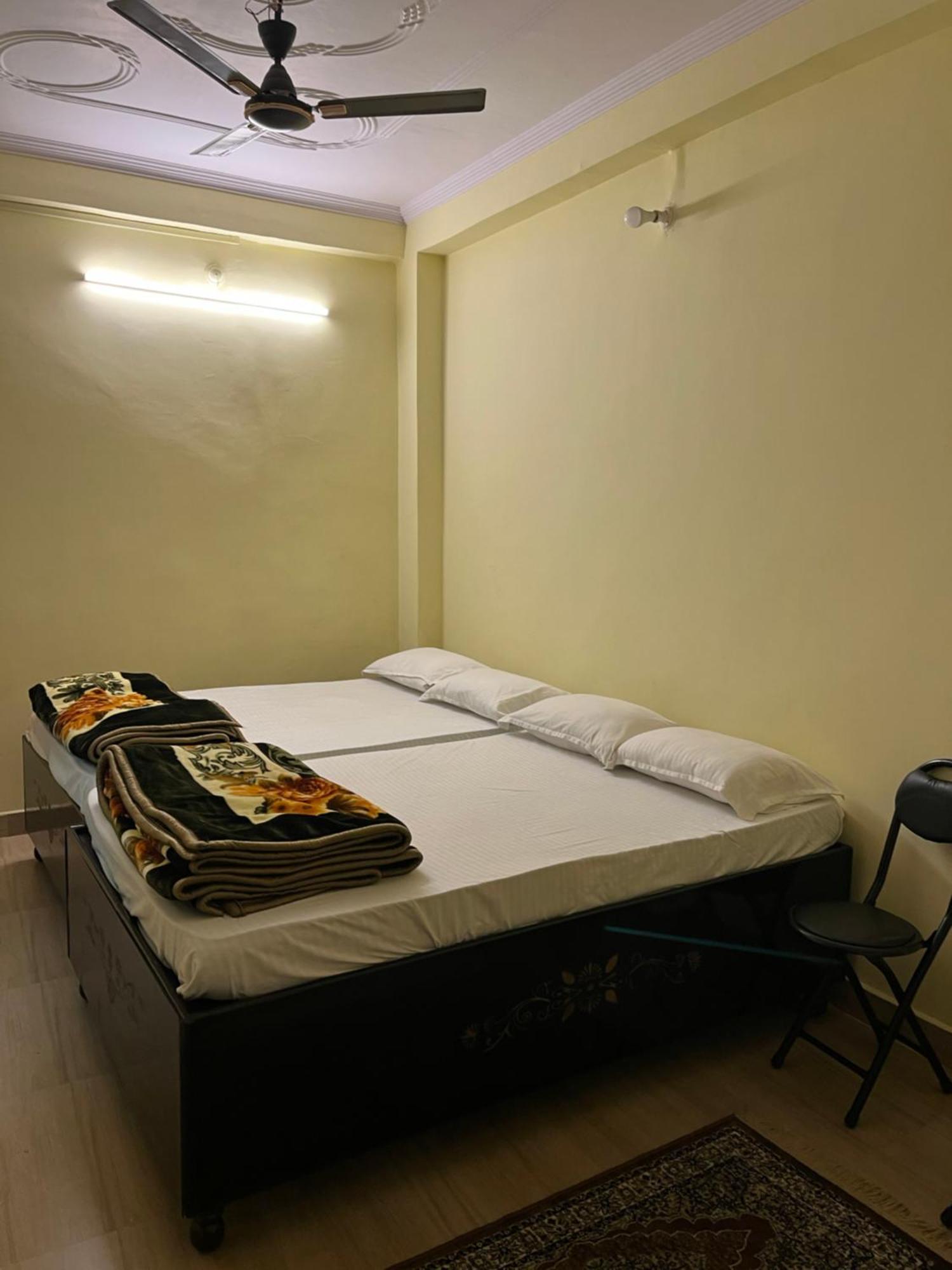 Incredible Banaras Inn Waranasi Zewnętrze zdjęcie